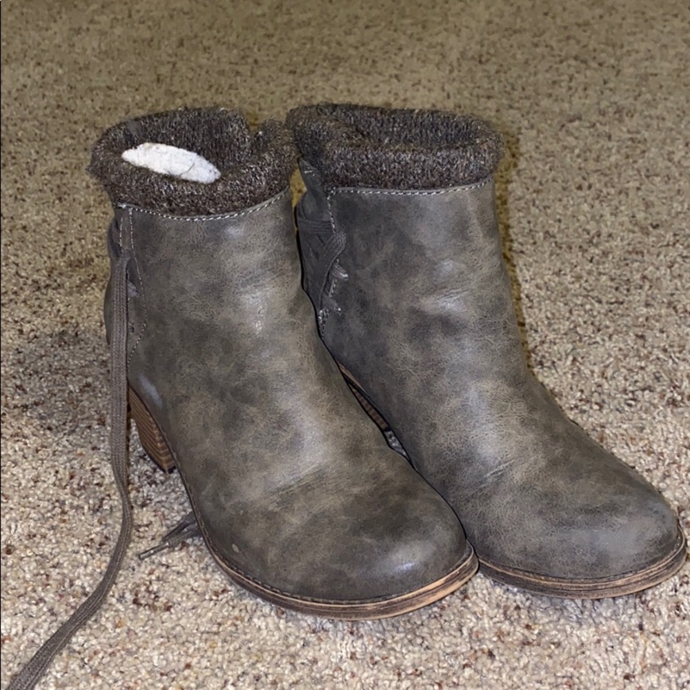 Roxy booties